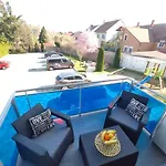 Holiday Apartman