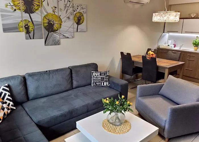 Holiday Apartman